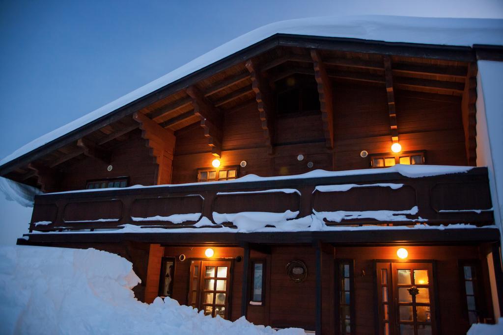 Hotel Snowball Chalet At Madarao Mountain Iiyama Exterior foto